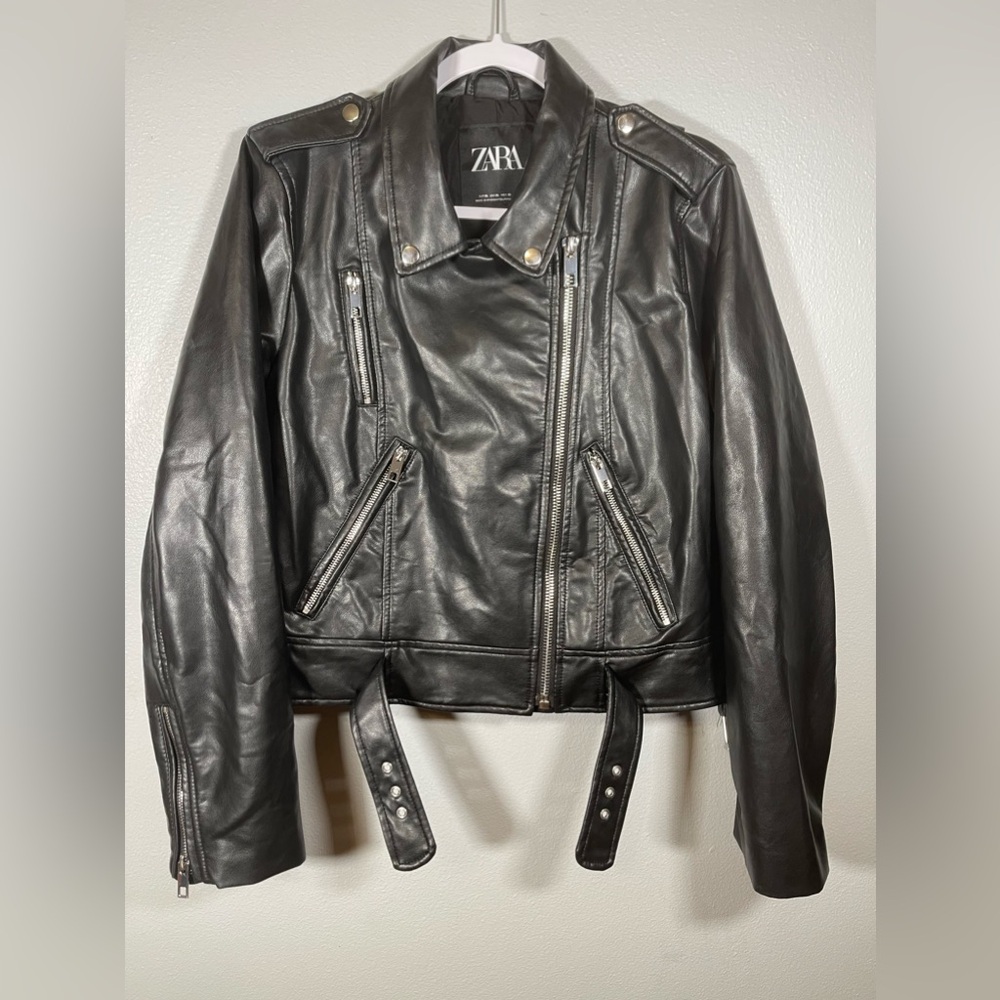 ZARA Faux Leather Black Buckle Belt Zip Biker Jacket Size XL